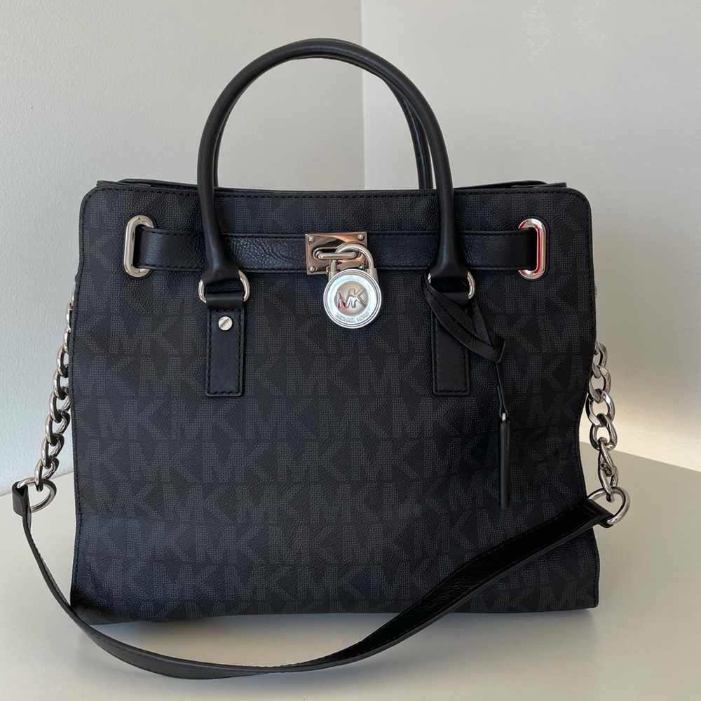 New •  Michael Kors • Hamilton Signature in Black